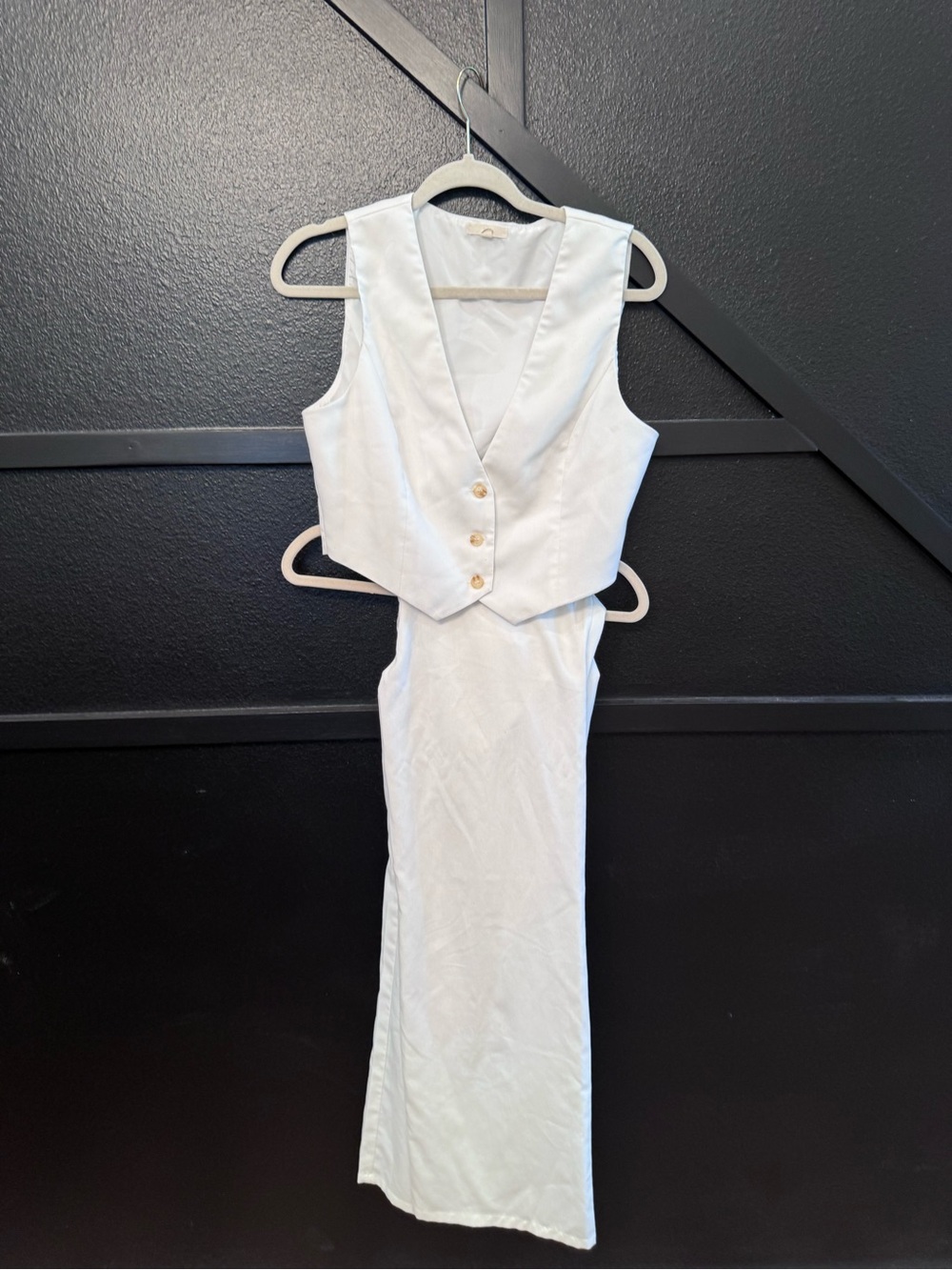 Sleeveless White Maxi Skirt with Tailored Vest Set